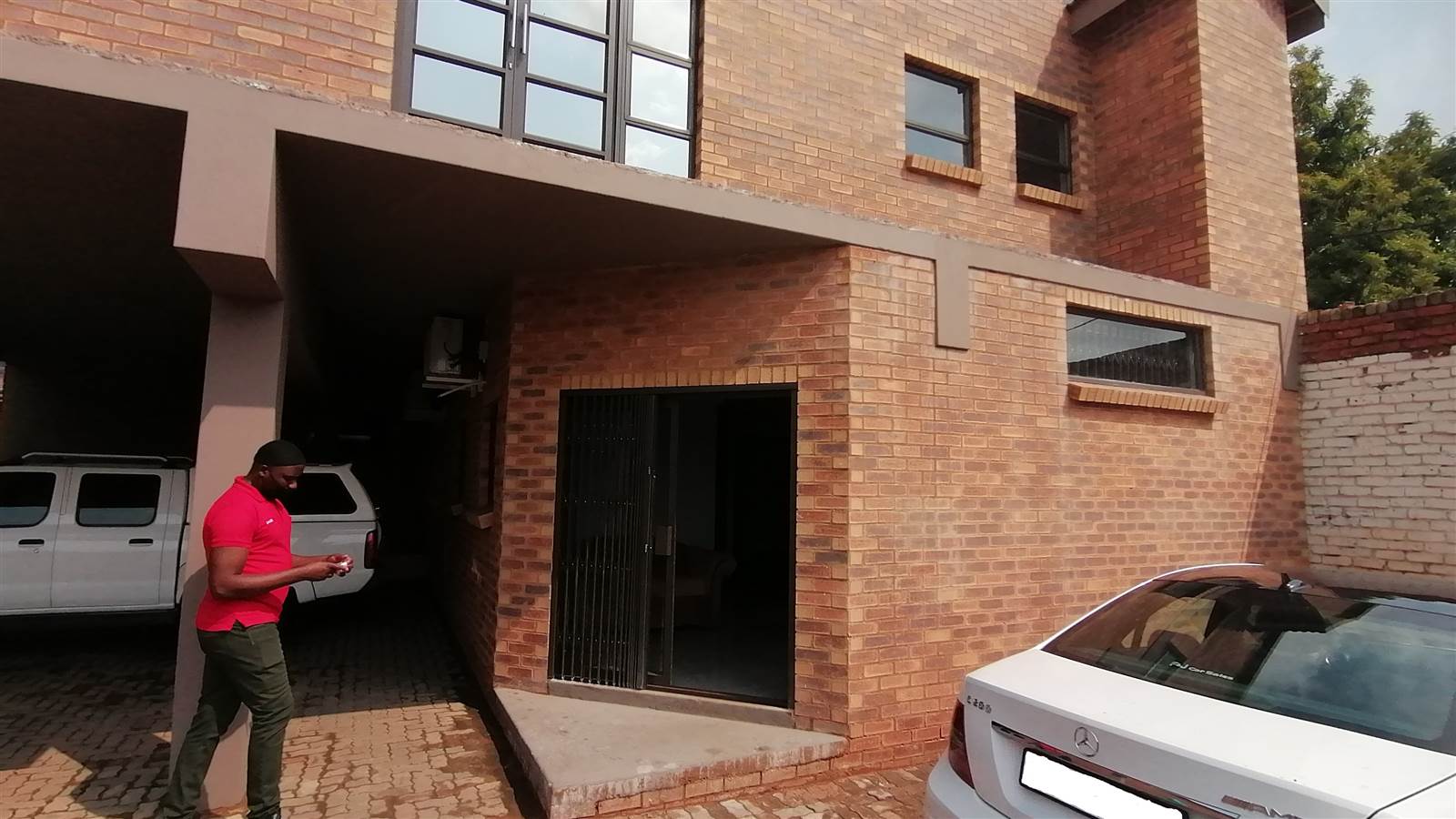 Commercial space in Pretoria North photo number 2