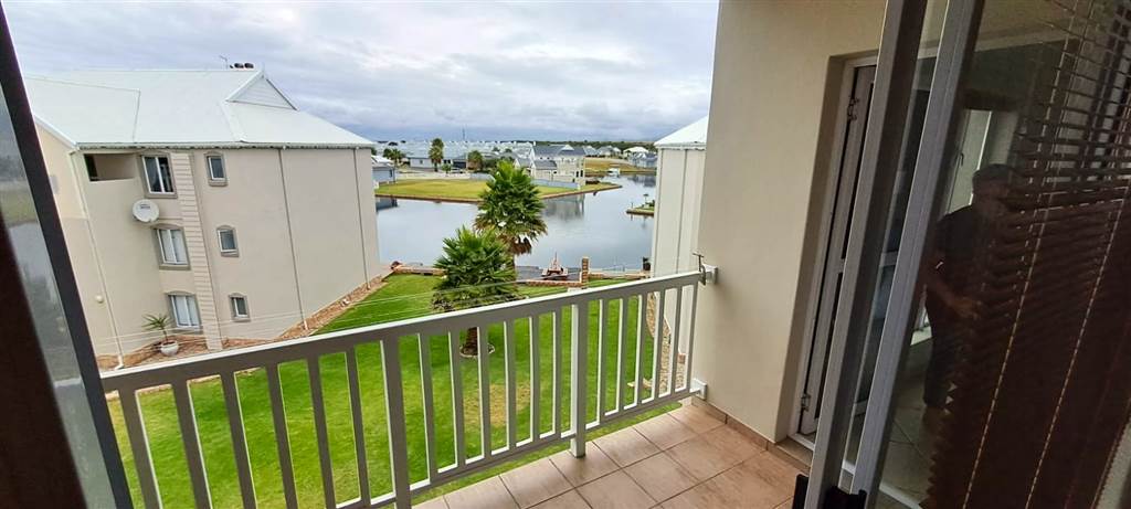 2 Bed Apartment in Marina Martinique photo number 14