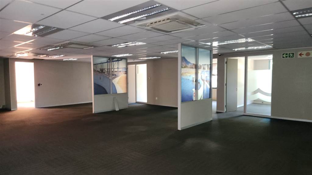 875  m² Commercial space in Centurion CBD photo number 27