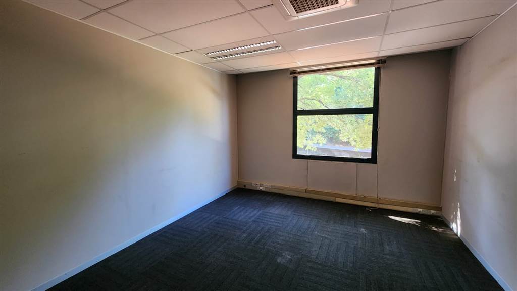 875  m² Commercial space in Centurion CBD photo number 21