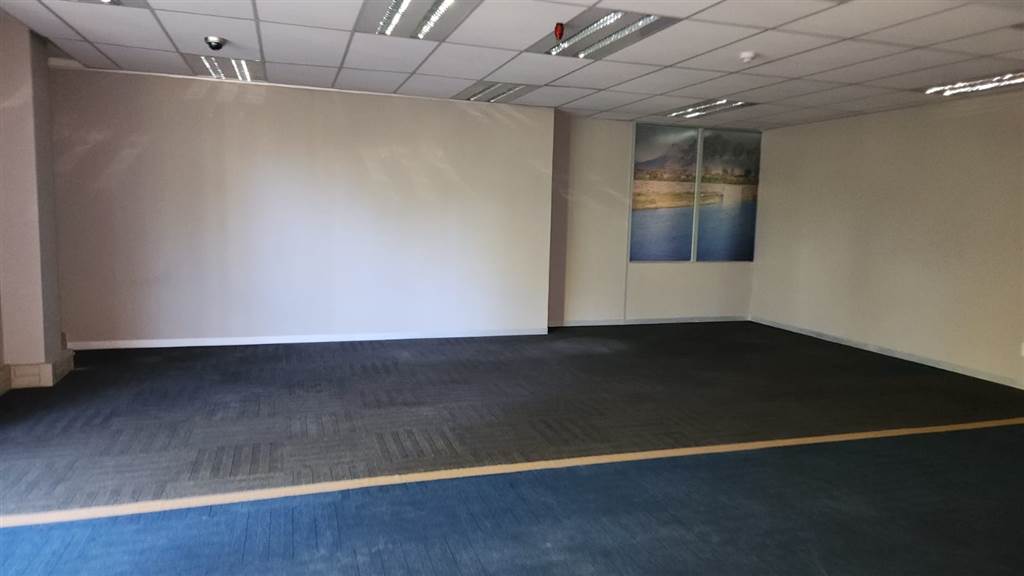875  m² Commercial space in Centurion CBD photo number 24
