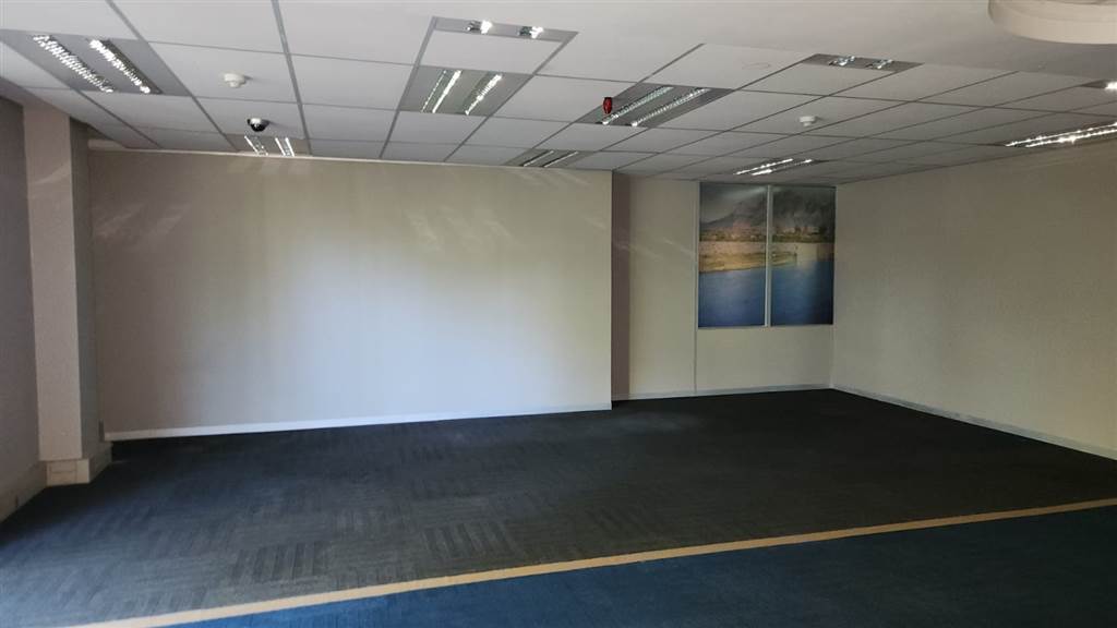 875  m² Commercial space in Centurion CBD photo number 19