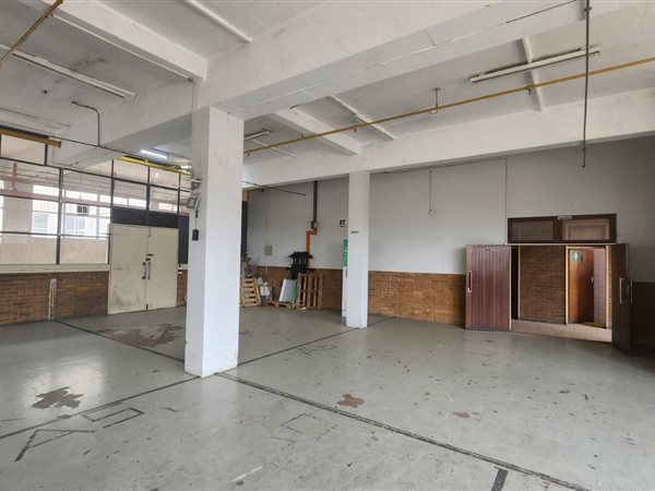 500  m² Industrial space in Roseville