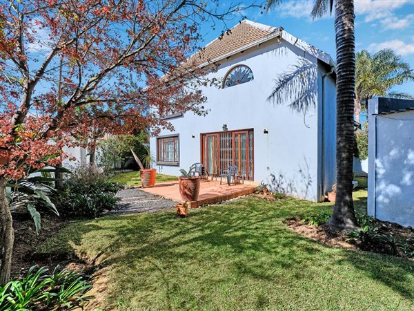 3 Bedroom Townhouse 3 Bedroom Townhouse