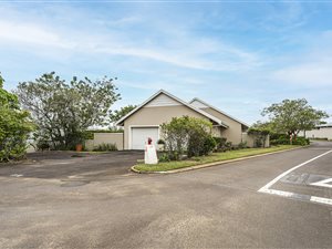 2 Bed Townhouse in Caledon Estate
