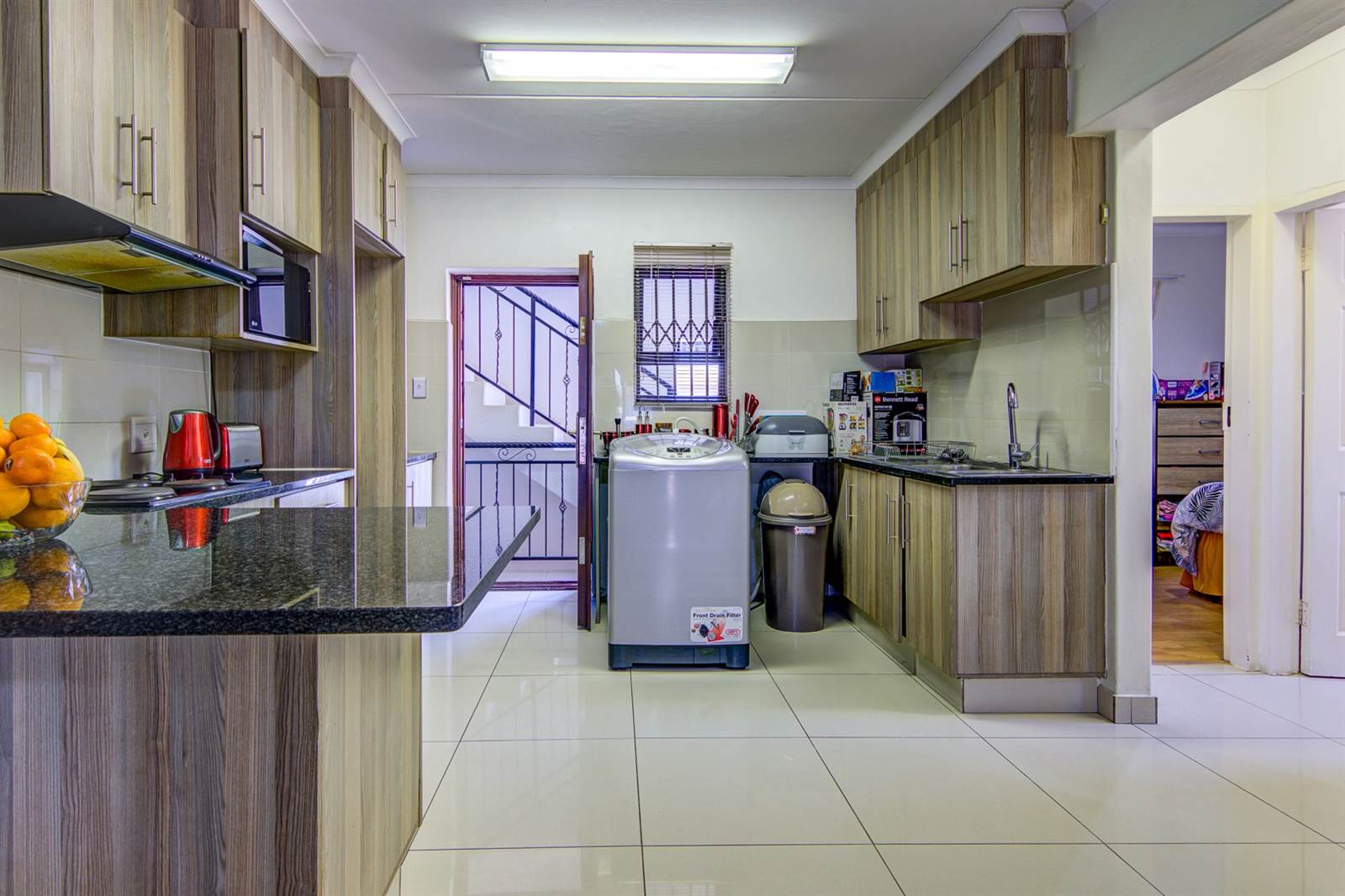 3 Bed Townhouse in Benoni AH photo number 2