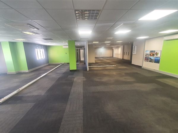 403  m² Commercial space in Newton Park