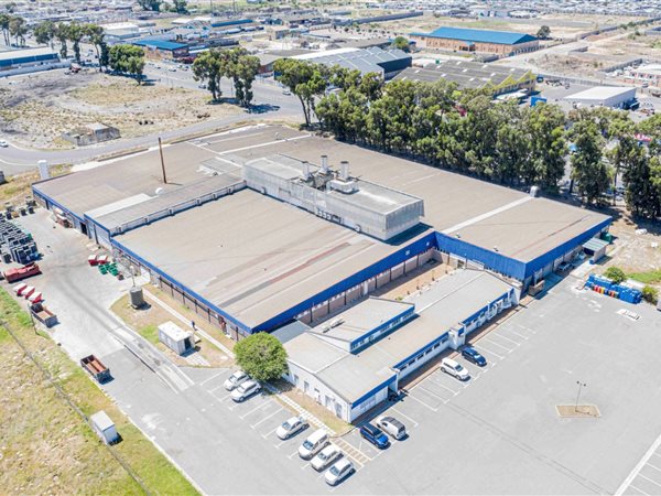 2 000  m² Industrial space