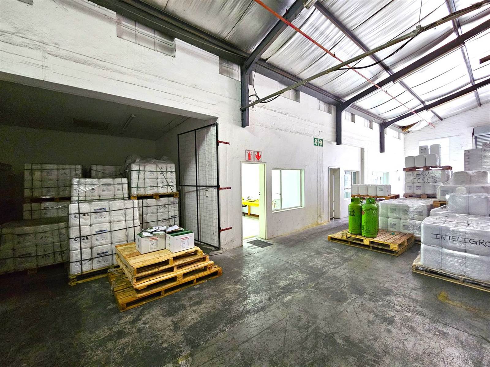 1699  m² Industrial space in Dal Josafat photo number 13