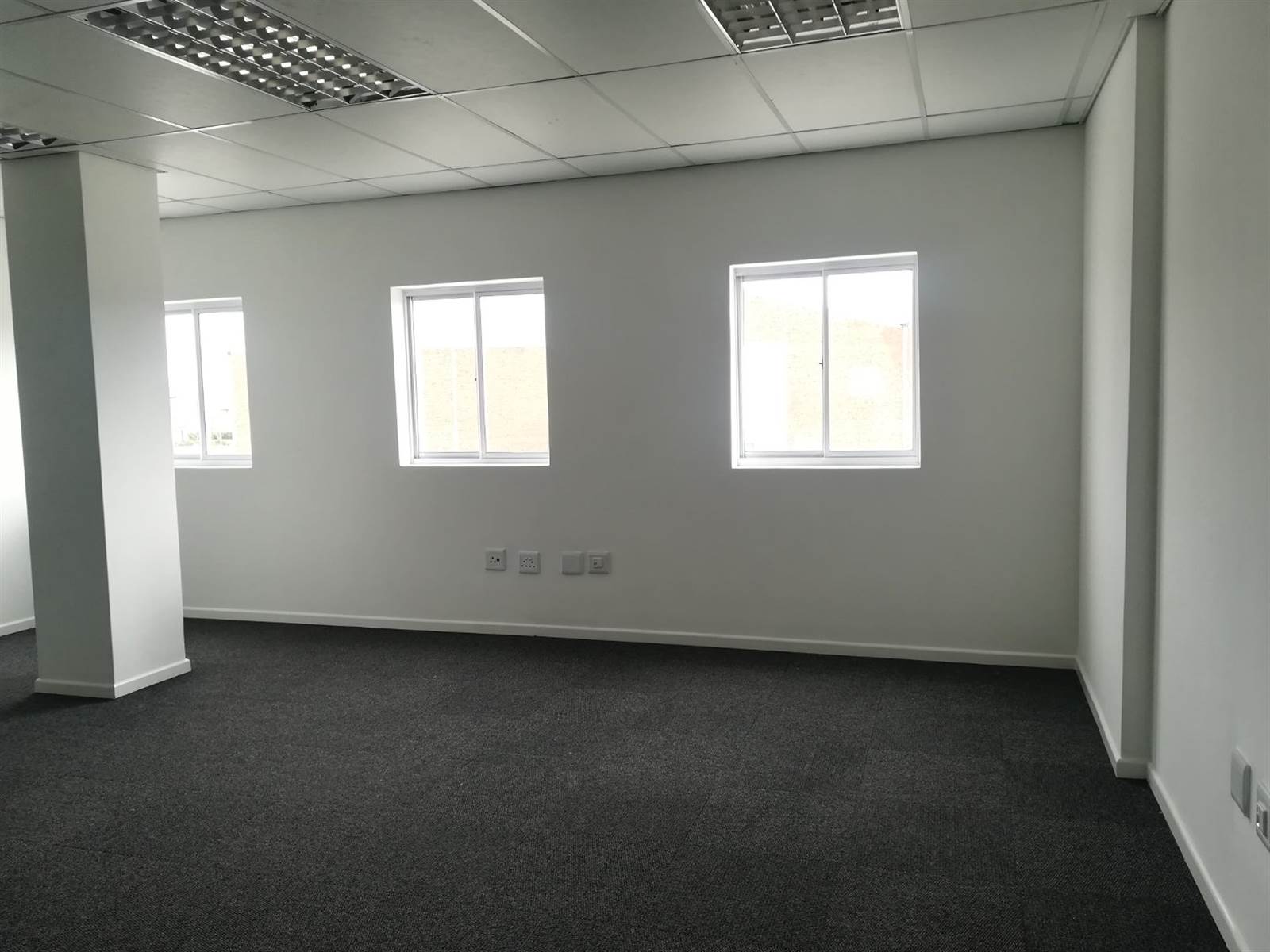 381  m² Commercial space in Parklands photo number 18