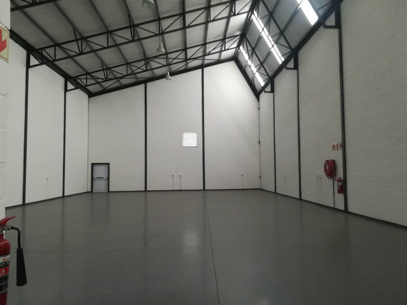 381  m² Commercial space in Parklands photo number 1