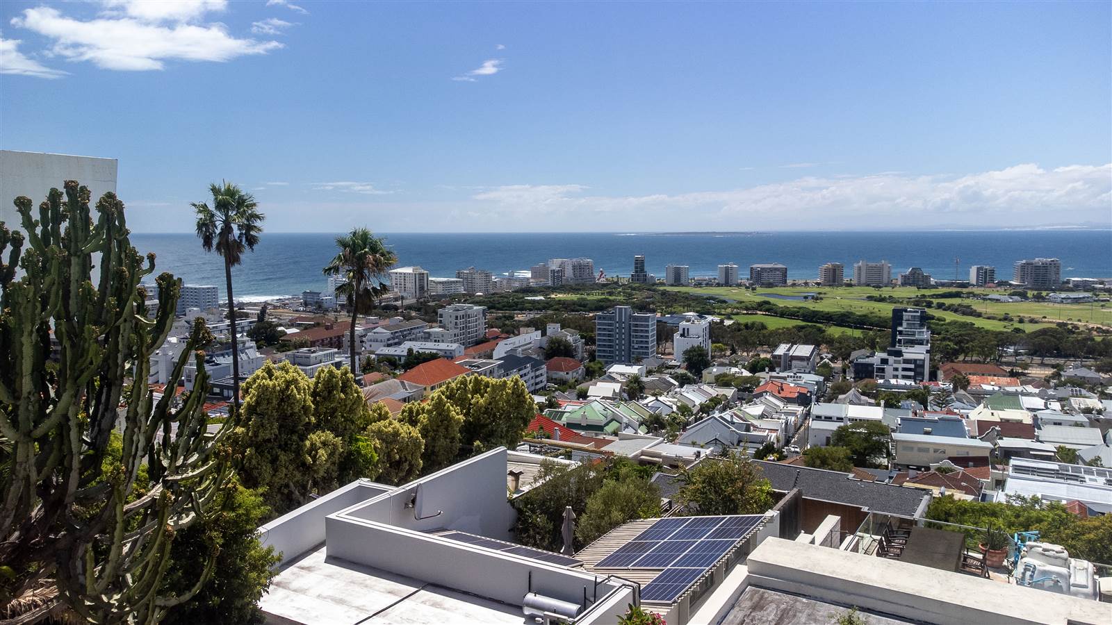 349 m² Land available in Green Point photo number 11