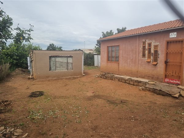 2 Bedroom House 2 Bedroom House
