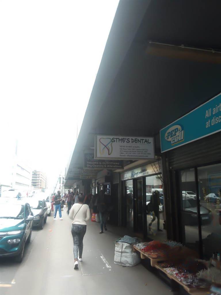 130  m² Retail Space in Durban CBD photo number 2