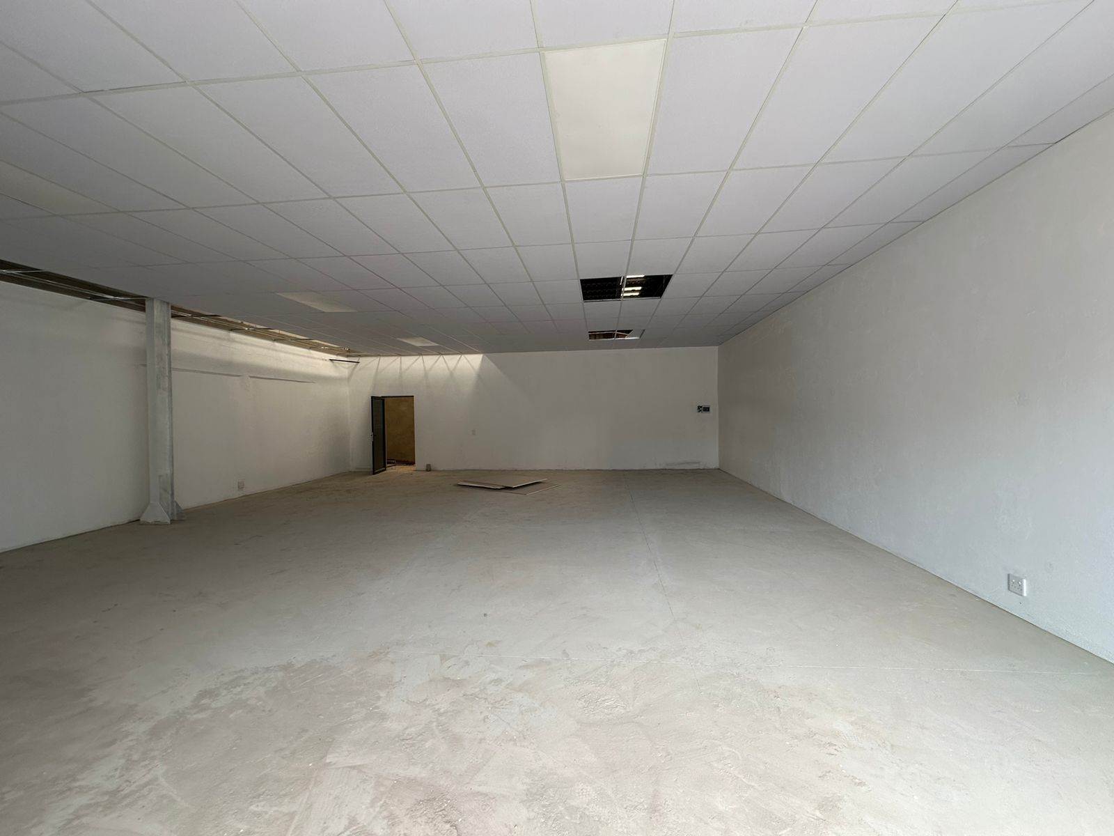 146.5  m² Commercial space in New Redruth photo number 5