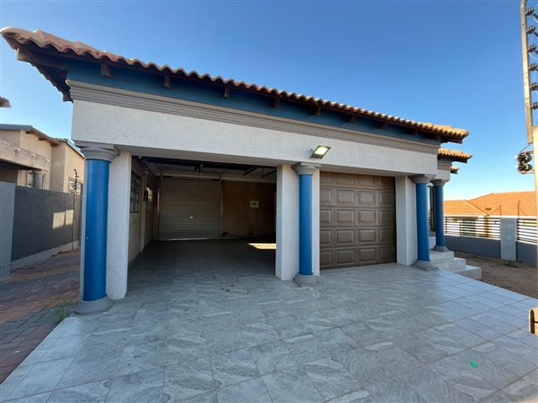 3 Bedroom House 3 Bedroom House