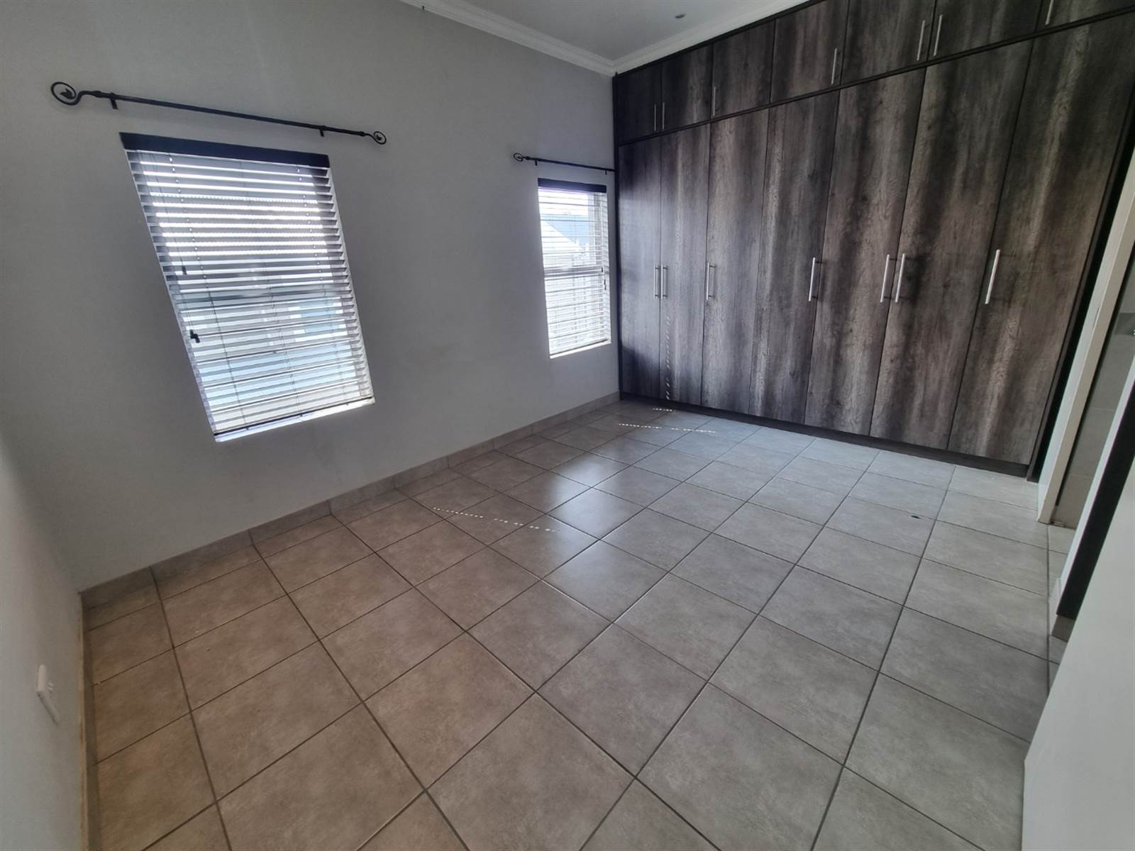 2 Bed Townhouse in Erasmus Park photo number 18