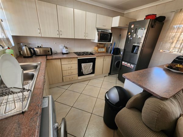 2 Bedroom Apartment 2 Bedroom Apartment