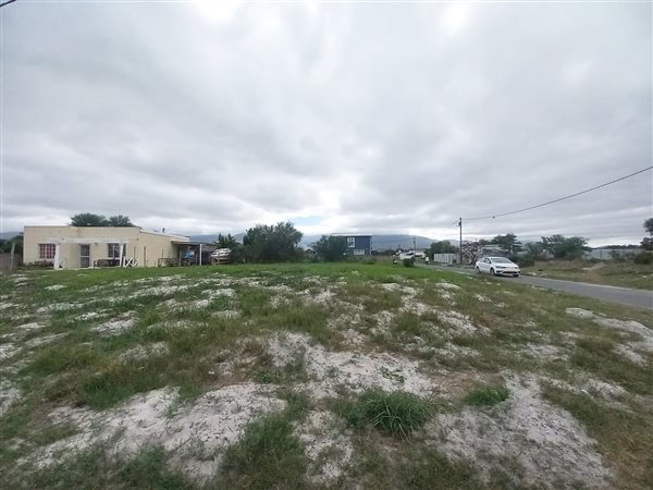 443 m² Land available in Stanford
