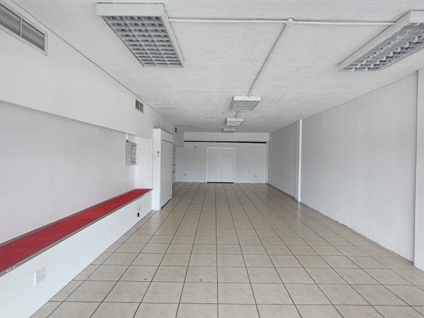 109.5  m² Retail Space