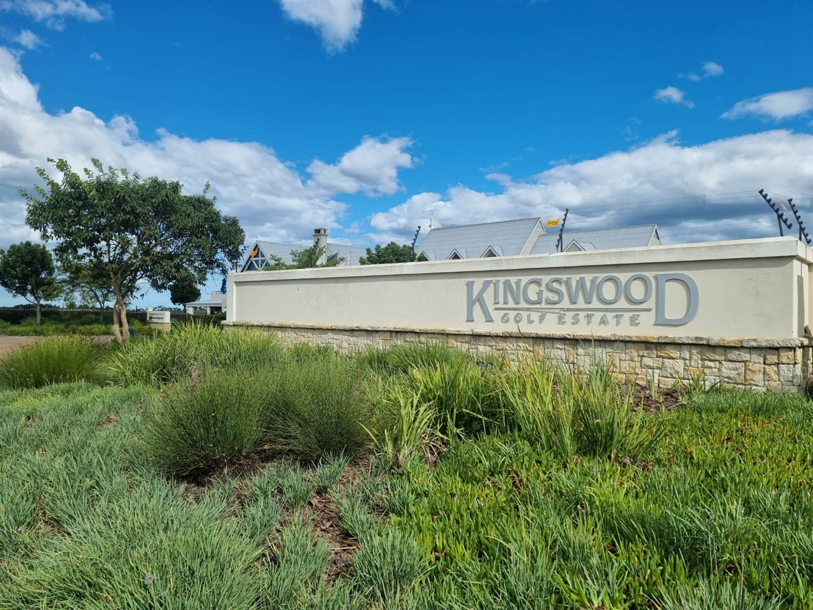 1196 m² Land available in Kingswood Golf Estate photo number 18