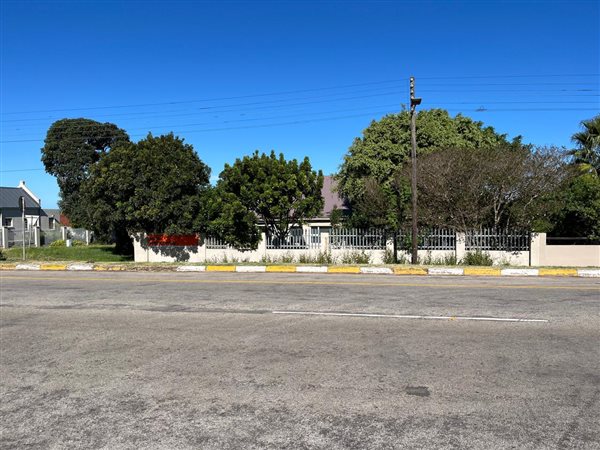 152 m² Commercial space 152 m² Commercial space