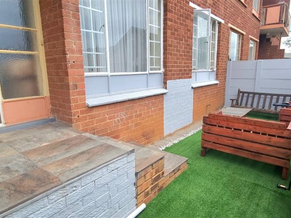 2 Bedroom Flat 2 Bedroom Flat