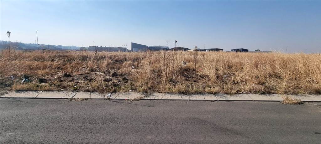 712 m² Land available in Secunda Commercial photo number 1