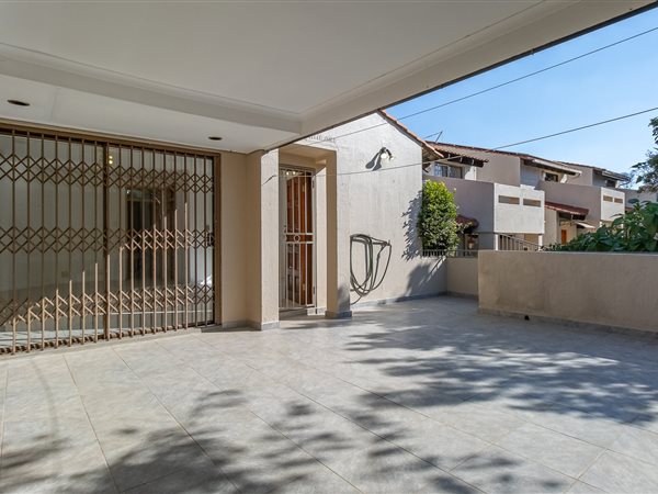2 Bedroom House 2 Bedroom House