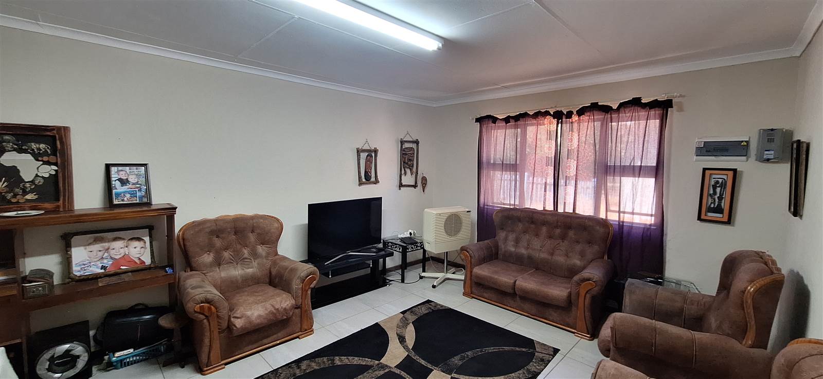 4 Bed House in Aliwal North photo number 24