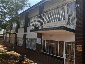 2 Bed Flat in Rosettenville