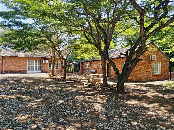 3 Bedroom House 3 Bedroom House