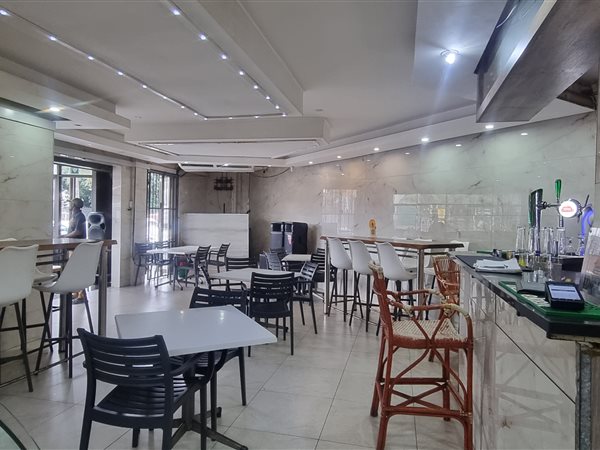 168 m² Retail Space 168 m² Retail Space