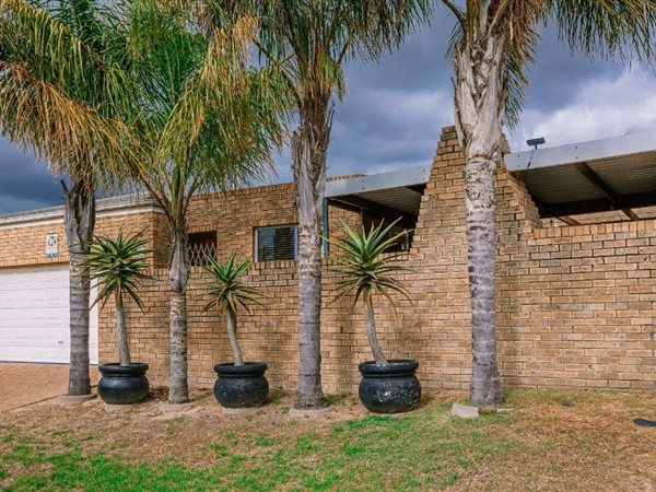 3 Bed Townhouse in Cape Gate