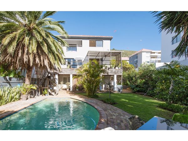 5 Bedroom House 5 Bedroom House