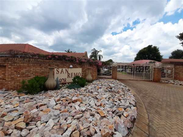 3 Bedroom Simplex 3 Bedroom Simplex