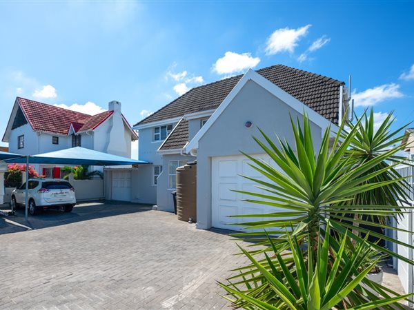 3 Bed House in Goodwood Estate