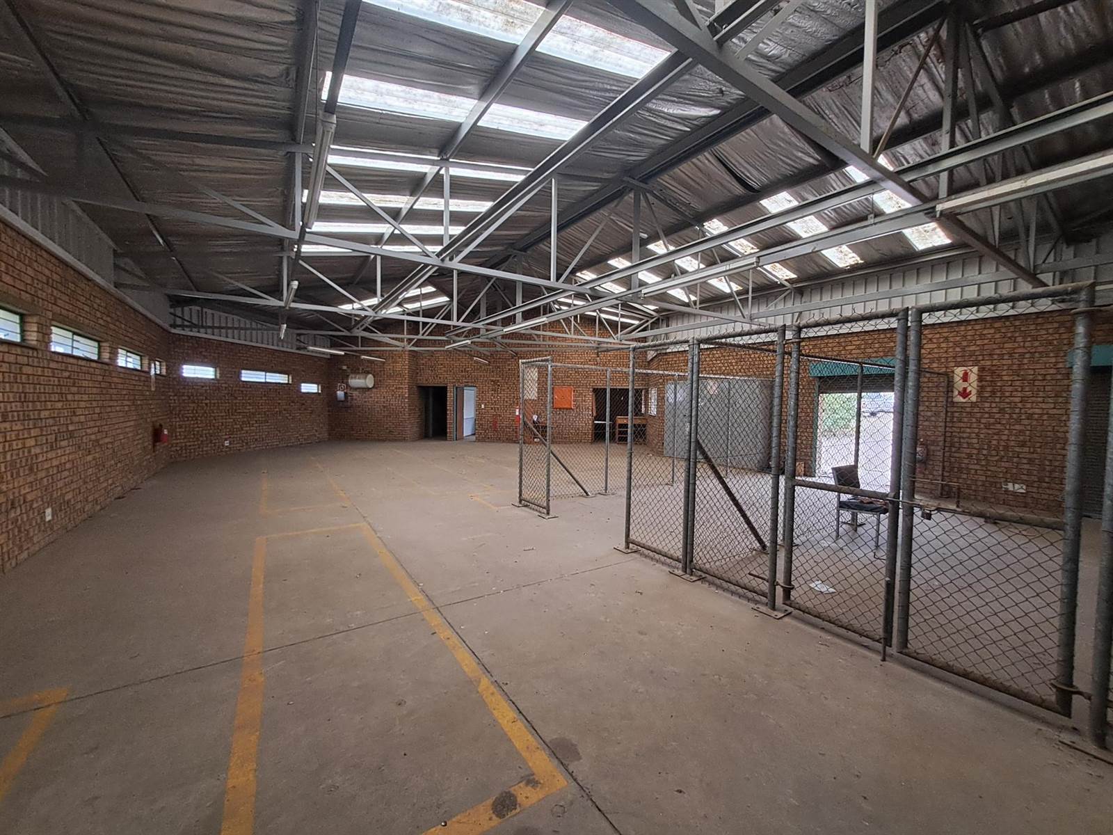 1000  m² Commercial space in Standerton photo number 5