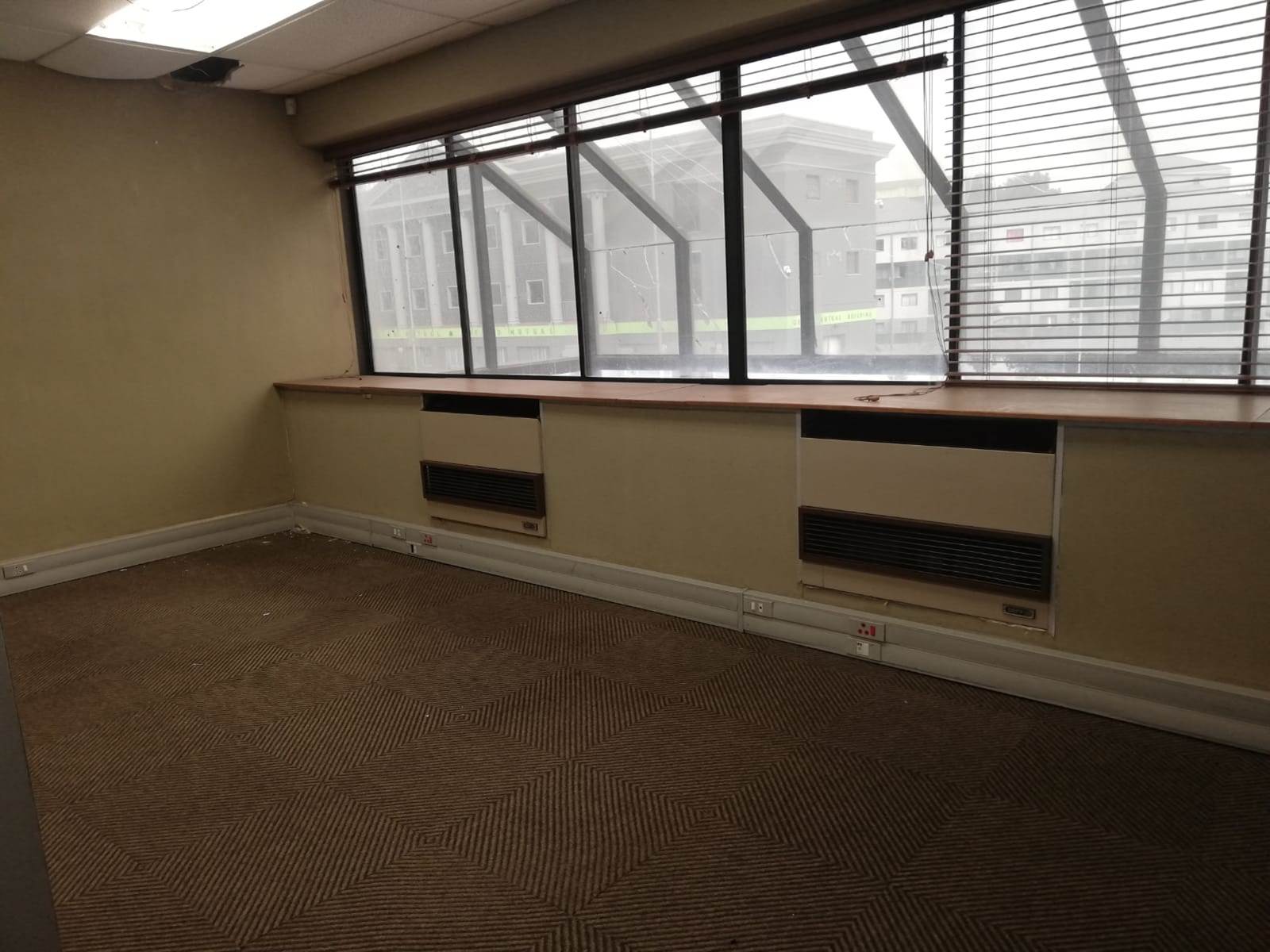164  m² Office Space in Bellville Central photo number 6