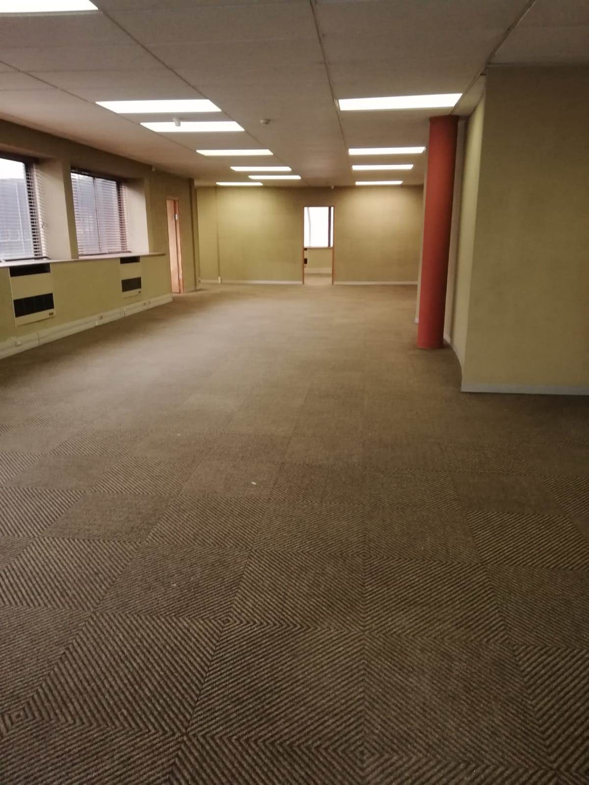 164  m² Office Space in Bellville Central photo number 4