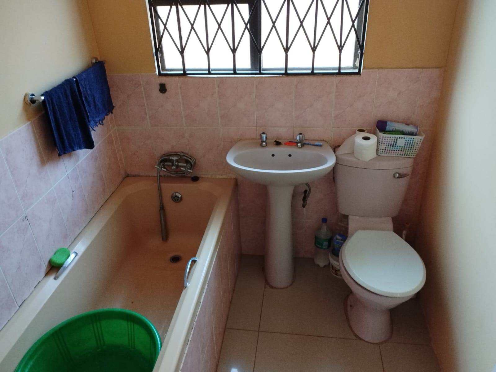 2 Bed House in Empangeni photo number 4