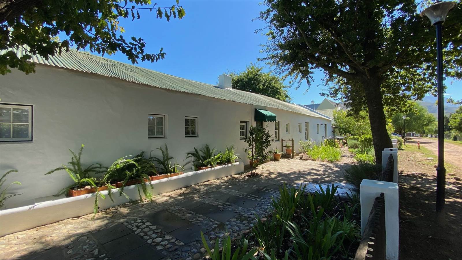 4 Bed House in Greyton photo number 3