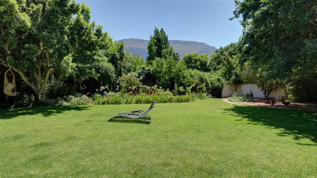 4 Bed House in Greyton photo number 30