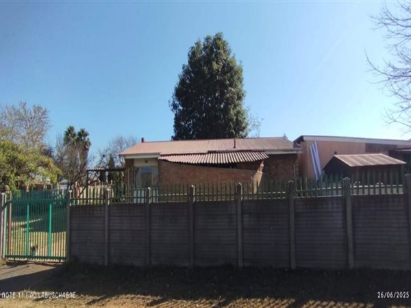 3 Bedroom House 3 Bedroom House
