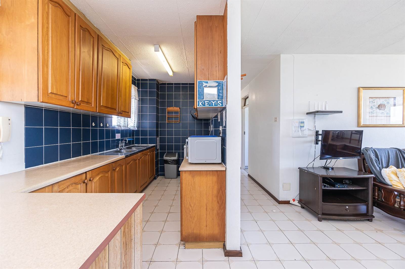 3 Bed Apartment in Doonside photo number 5