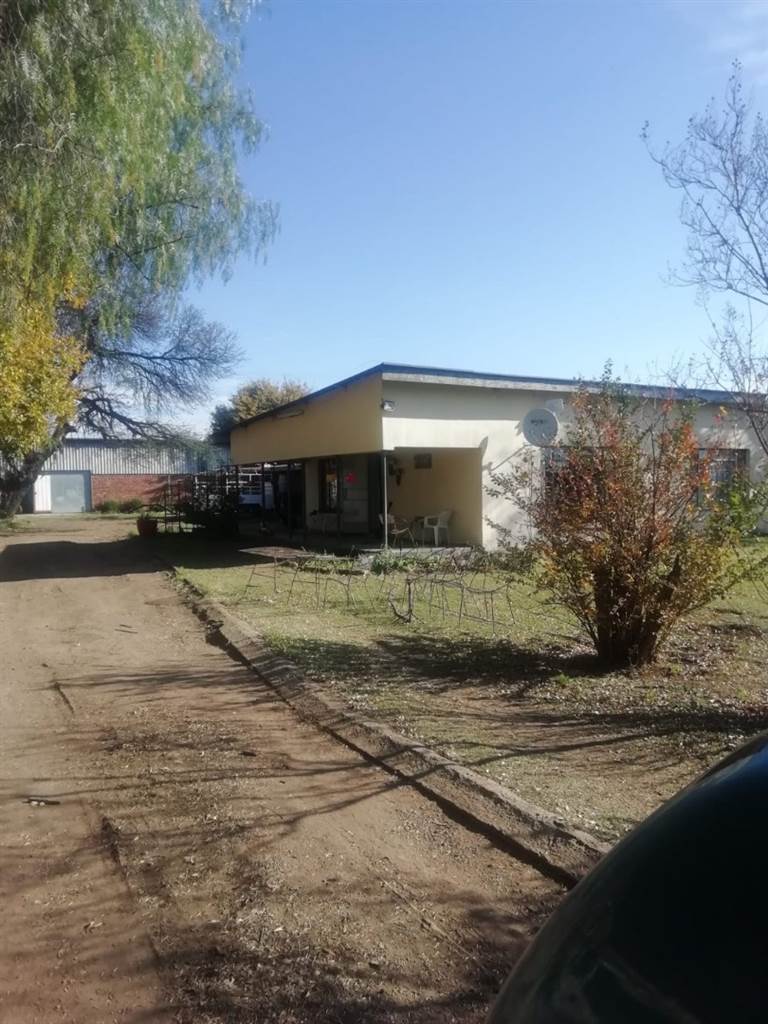 9 m² Farm in Potchefstroom Central photo number 1
