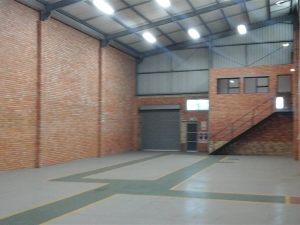 500  m² Industrial space