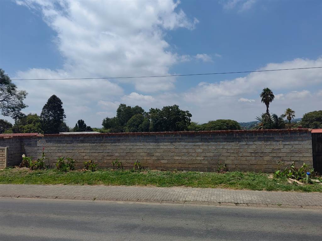 2300 m² Land available in Kew photo number 12