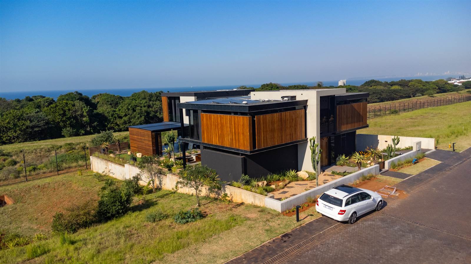 812 m² Land available in Umhlanga Rocks photo number 7