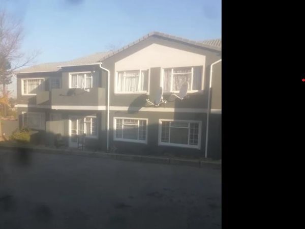 2 Bedroom Townhouse 2 Bedroom Townhouse